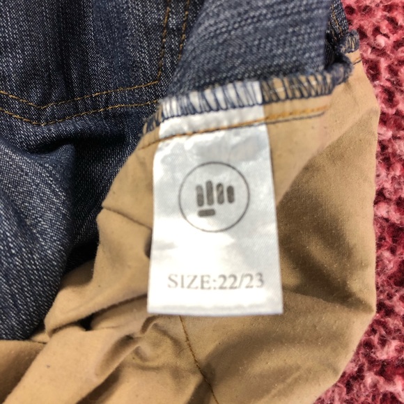 🥳🎈 Host Pick 🥳🎈 - Woman’s Jower Power Jeans - Picture 4 of 7